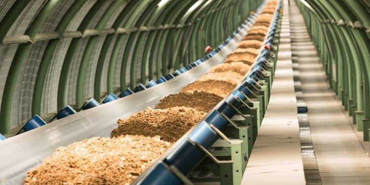 Da li se isplati ulagati u trakaste transportere umjesto kamiona?