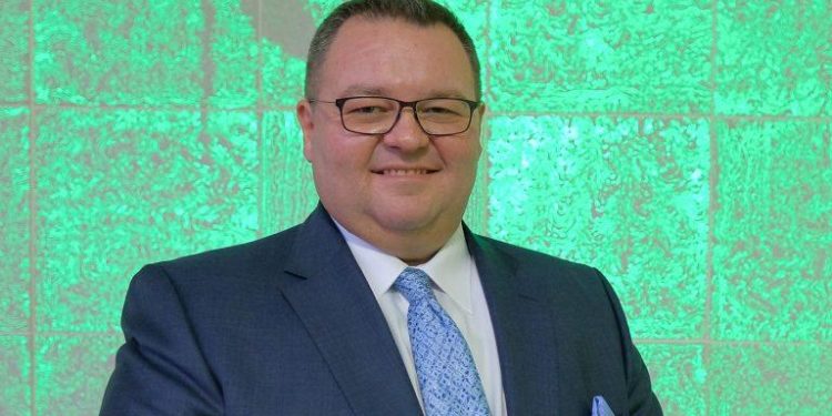 Generalni direktor svih HeidelbergCement operacija u BiH i Hrvatskoj – Branimir Muidža: „Ja ću svojim radom, vodstvom i zalaganjem nastojati da uvijek budem predvodnik pozitivnih promjena kako u kompaniji tako i u okruženju u kojem radim i djelujem.“