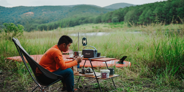 Kako natjerati ljude da vas primjete, a da ne izgovorite ni riječ