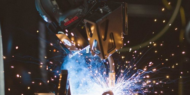 Kad robot za zavarivanje ima mozak