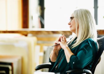 Zašto uspješni šefovi rijetko daju negativne povratne inforamcije, naučno dokazano