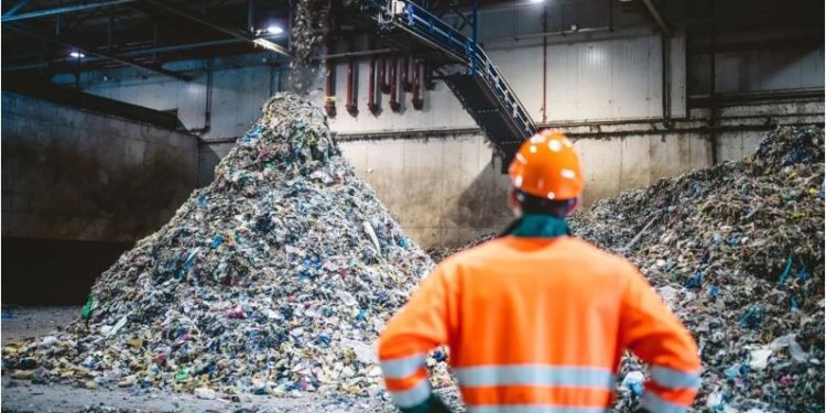 Naučnici kreiraju metodu za recikliranje plastike bez emisija