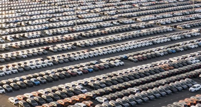 Da li se bliži kraj nestašici za salone automobila?