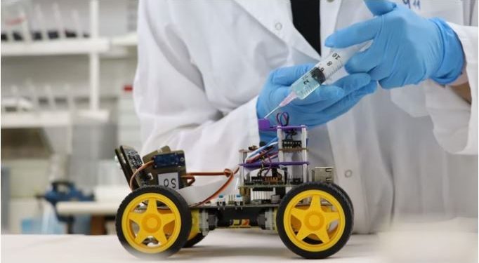 Robot koji ima “čulo mirisa” pomoću biološkog senzora