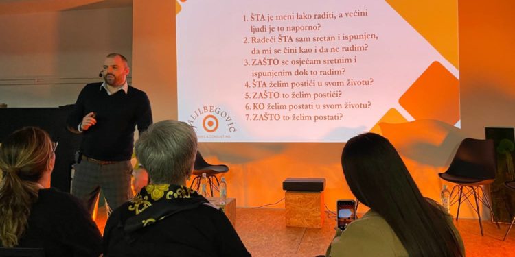 Pomozimo drugima da postanu bolja verzija sebe!