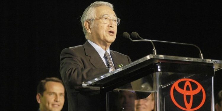Shoichiro Toyoda, pilot iza Toyotinog širenja u SAD i lansiranja Lexusa, umro je u 97. godini