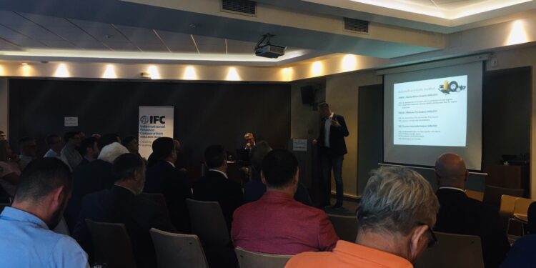 Konferencija Automobilskog klastera Srbije: “Nudeći proizvode veće vrijednosti jačati konkurentnost”