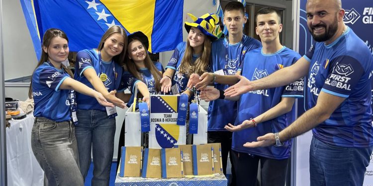 Tri nagrade za BiH na Međunarodnoj robotičkoj olimpijadi u Atini