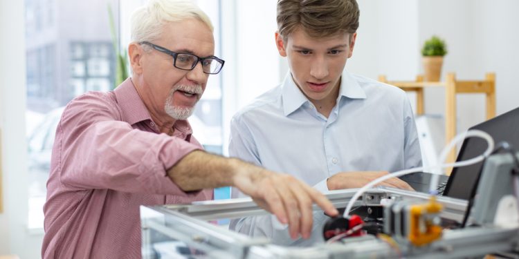 Industriji ne trebaju prsti na tipkama, već glave koje razumiju zašto ih pritiskaju!