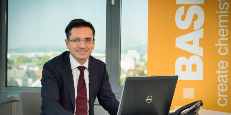 Stanje je dramatično, ali ukidanje industrije nije rješenje